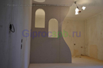 Радиусная перегородка с нишами